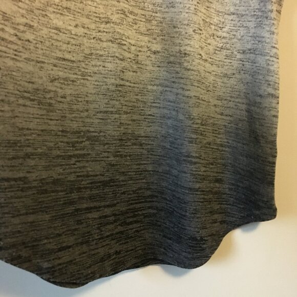 SEARS Crew Neck Gradient Marled Knit Tank Top - Picture 13 of 13